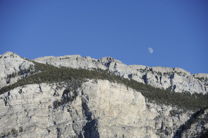 mt_charleston_moon.jpg